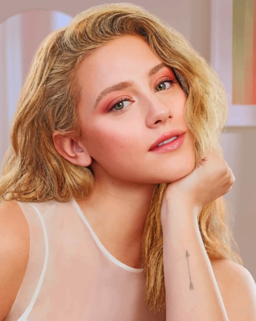 Lili Reinhart Actress diamond painting