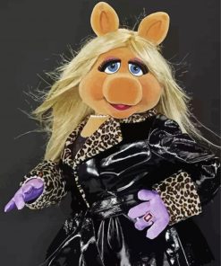 Miss Piggy Wearing Black Diamond Paintings