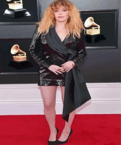 Natasha Lyonne In Black Dress Diamond Paintings