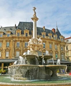 Valence Monumental Fountain Diamond Paintings