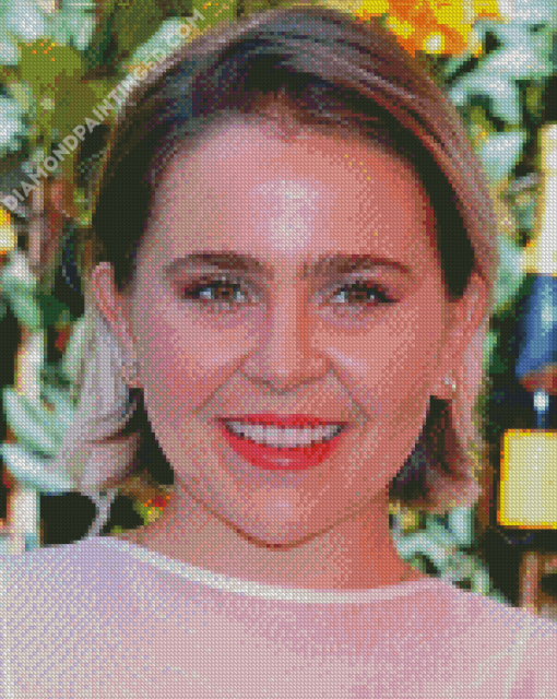 Mae Whitman Smiling Diamond Painting